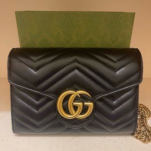 GG Marmont matelassé mini bag!
